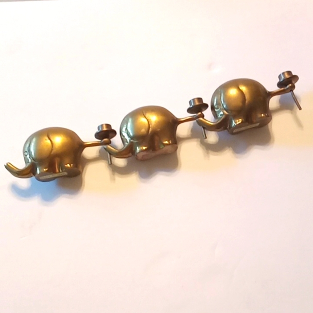 3 Brass Elephant interlocking candleholders